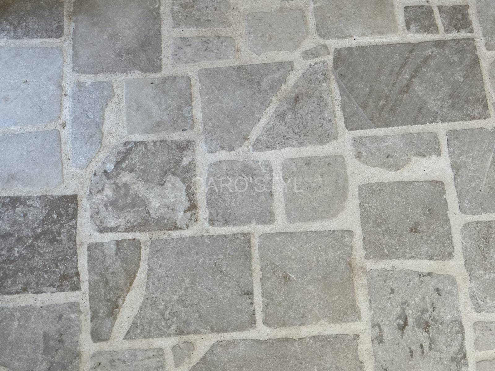 photo de détail pavés en pierre naturelle de bourgogne à toulon