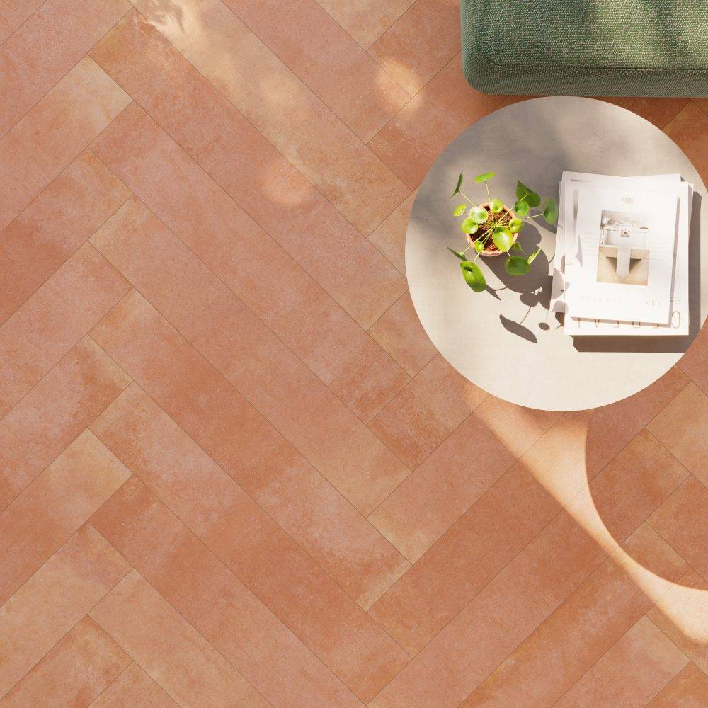 Carrelage NADIS Tempo terre cuite orangée pour sols et murs dans le VAR