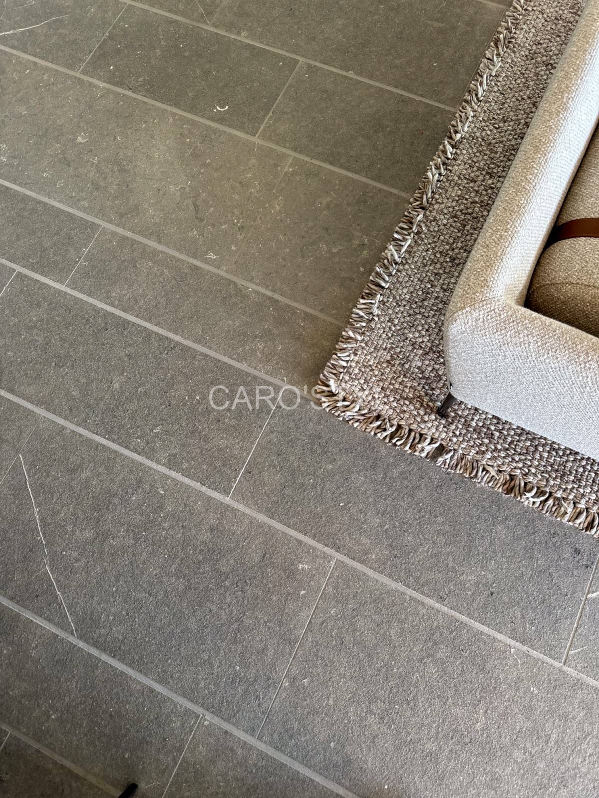 Dalles de pierres naturelles en longueur libre dans le Var