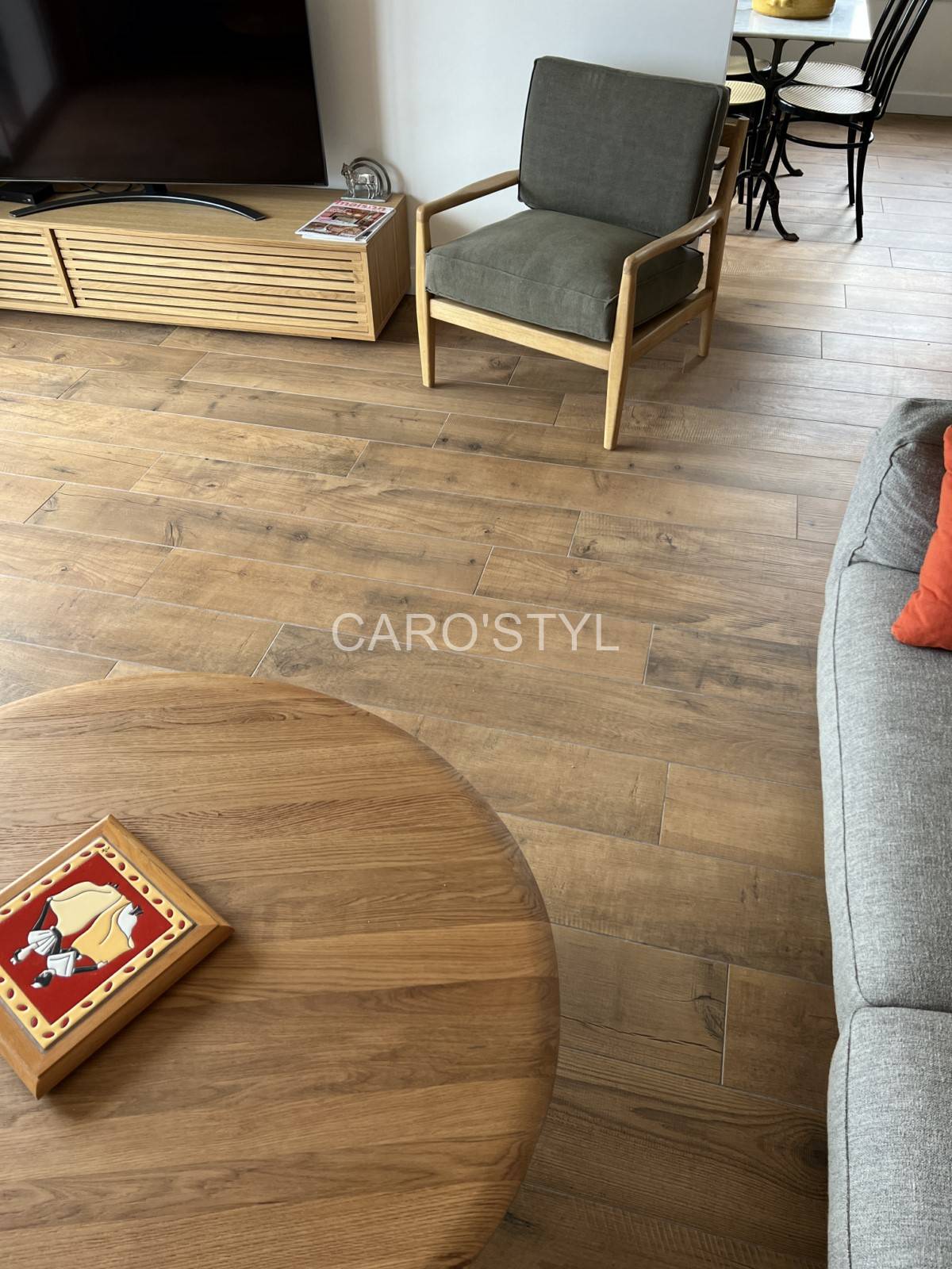 Carrelage effet parquet chêne naturel dans le 83