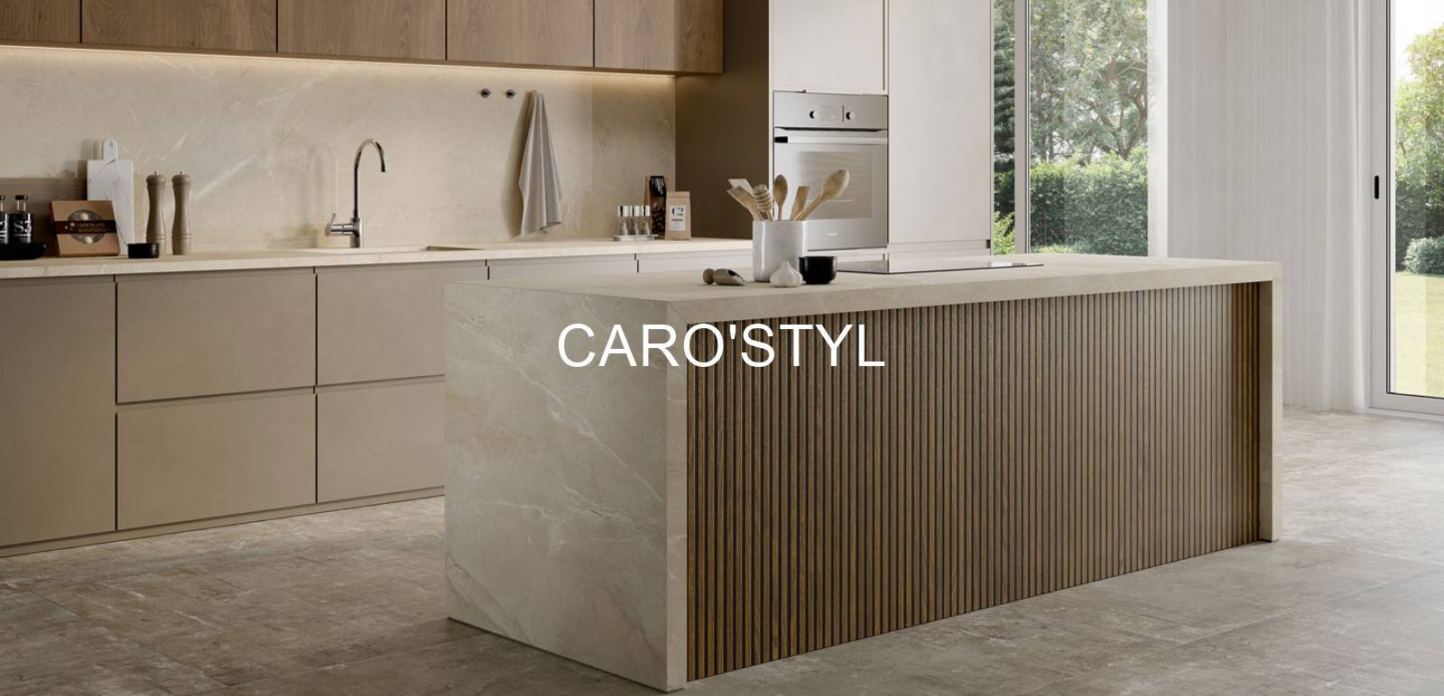 Carrelage mural imitation claustra bois dans une cuisine sur un îlot central à Bordeaux 