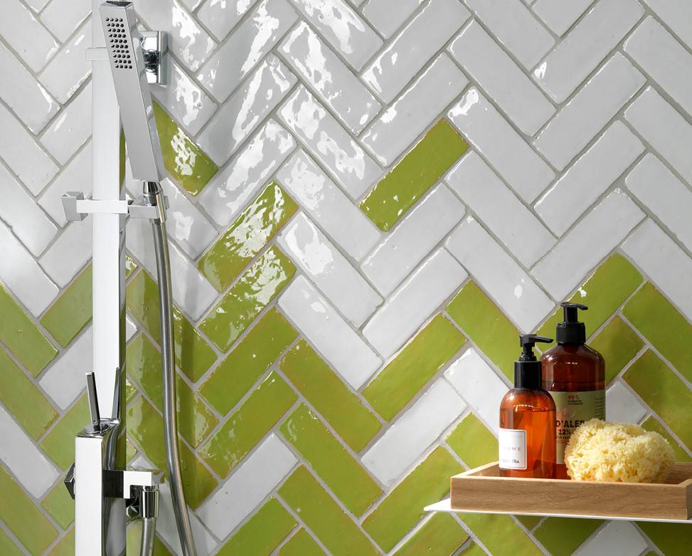 Bejmats pour paroi de douche dans le Var