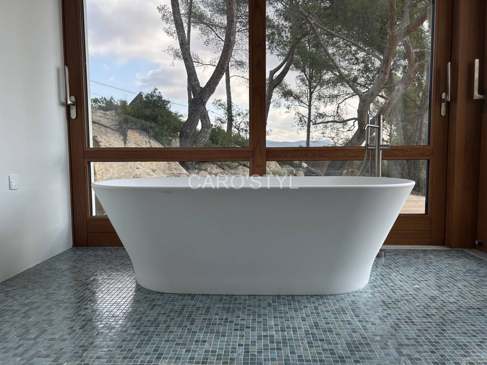 Crédence cuisine moderne en mosaïque Bisazza Venda à Lyon, élégance italienne garantie.