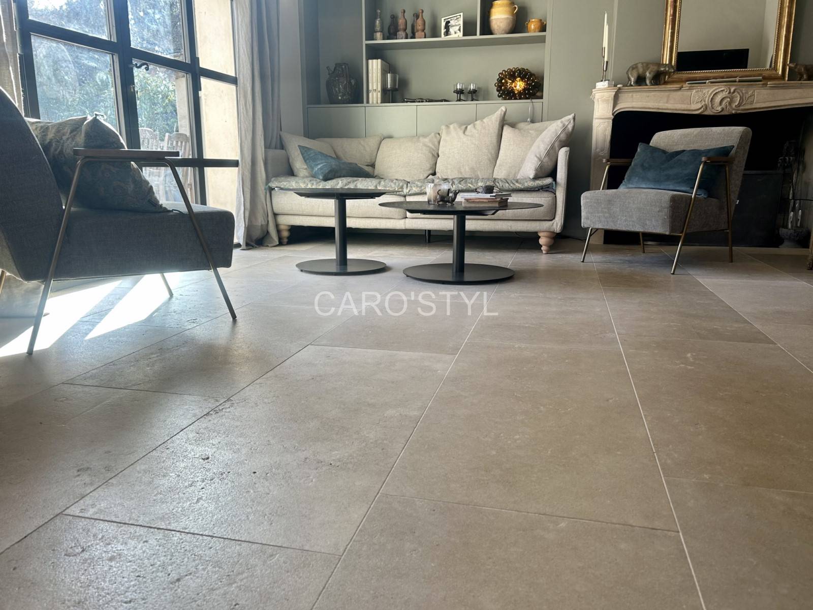 Pierre naturelle de Bourgogne pour un sol intérieur élégant dans le 83