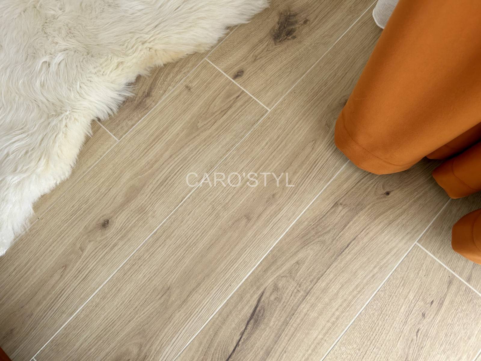 Carrelage en grès cérame imitation parquet qui ne craint pas les tâches à Brest 