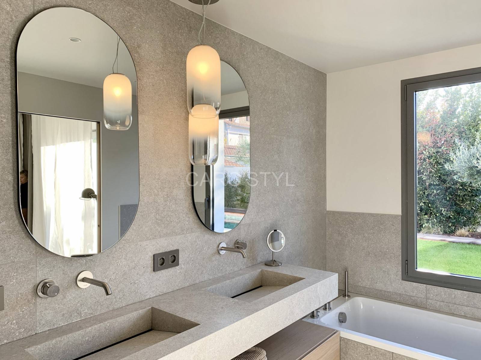 Vasque pierre calcaire kronos carostyl