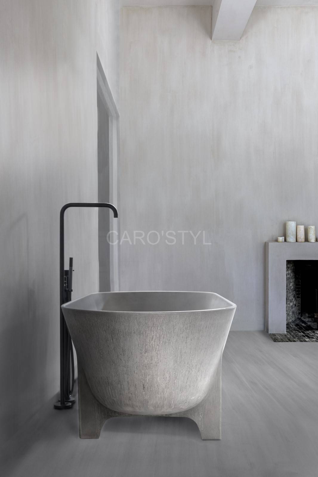 Salle de bain avec baignoire en béton grise facile à entretenir à Toulon