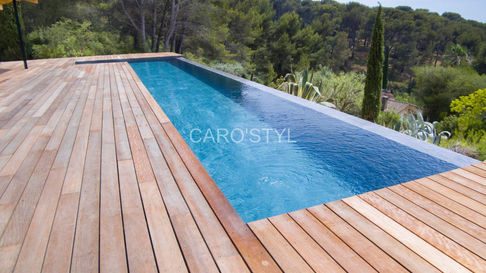 Carrelage de piscine Ile Maurice Black, près de Golf de Saint-Tropez 83 Var
