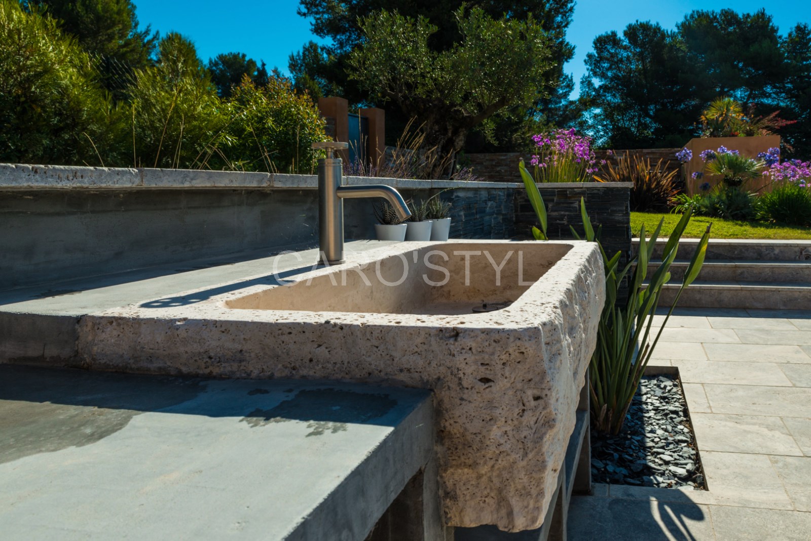 évier en pierre naturelle de travertin sur mesure, à la seyne sur mer 83500 var