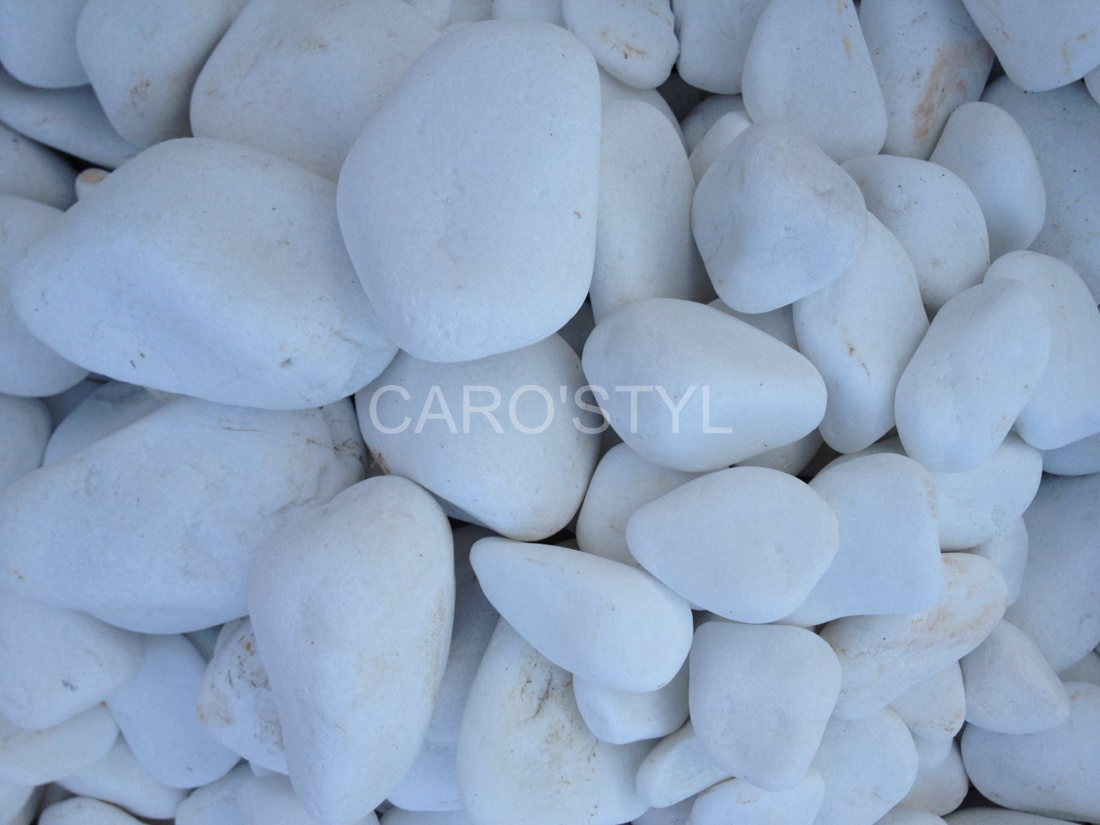 galets roulés marbre blanc pour tous vos extérieurs, près de la cadière d'azur 83 var