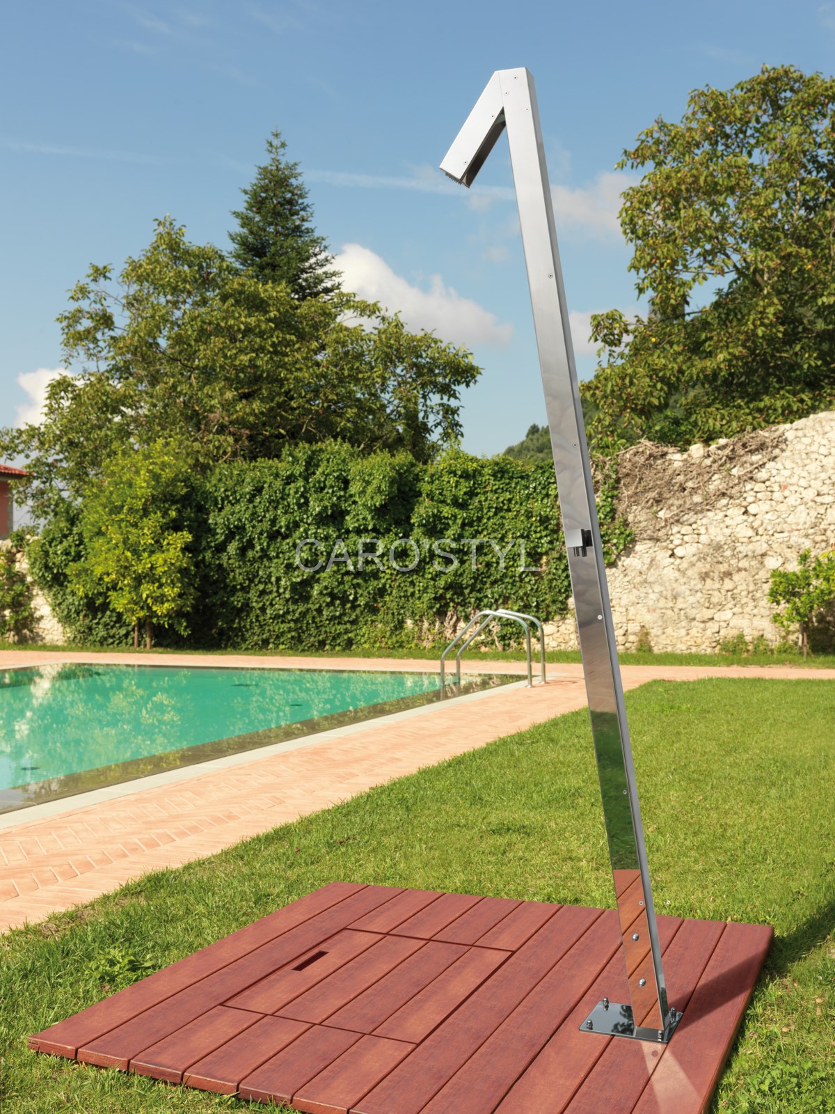 colonne de douche pour jardin en acier inoxydable, près du pradet 83 var