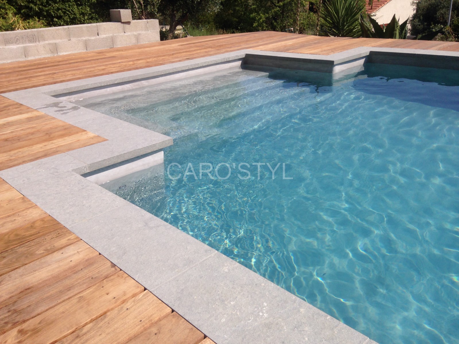 margelle pierre de cénia espagne près de marseille 13 bouches du rhône