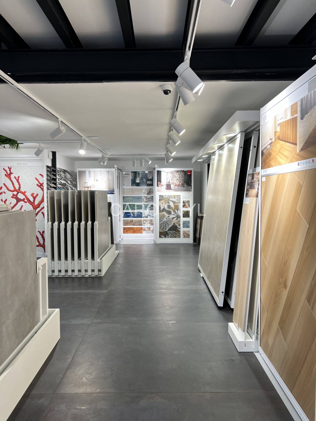 Carrelage Imola Tube, pour un charme métallique unique à Hyères