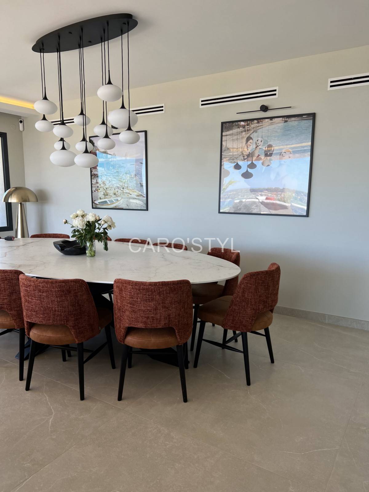 Carrelage effet pierre calcaire et pierre marbrière pour sol intérieur dans le 83