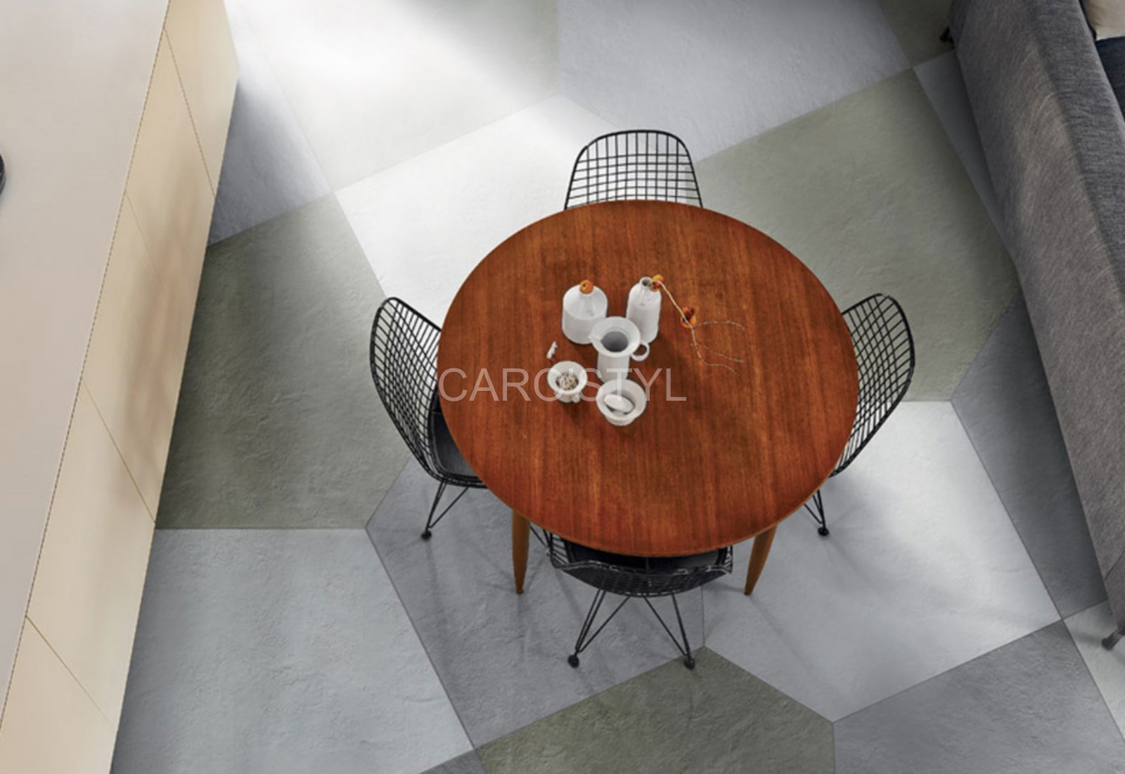 Carrelage pentagonal multicolore pour sol en grès cérame émaillé près de marseille 13 bouches du rhône