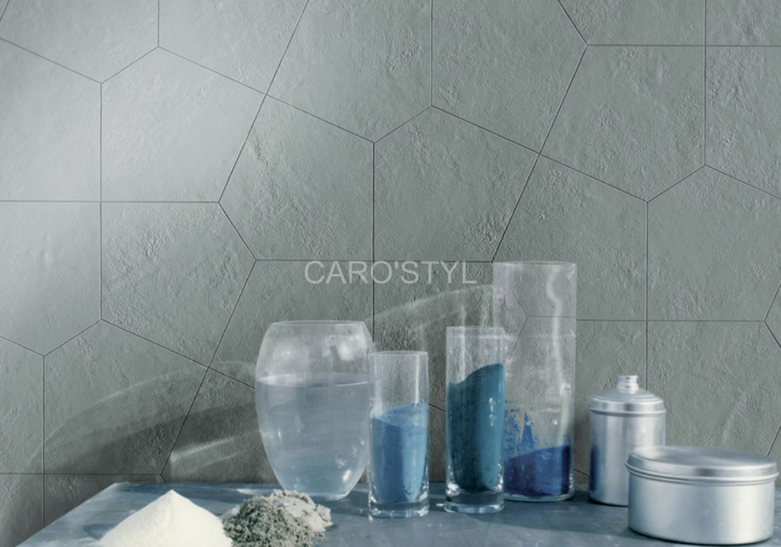 Carrelage mural pentagonal en grès cérame émaillé pour cuisine ou salle de bains près de La Garde 83130 Var