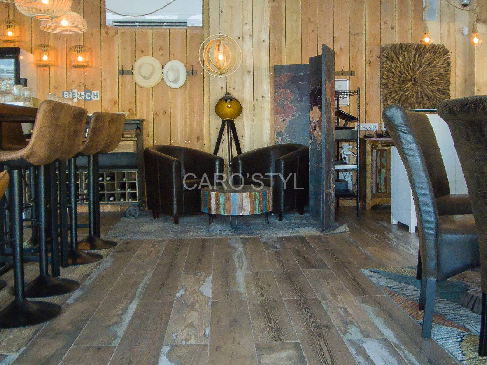 Vente du carrelage Painted Wood par Isla Tiles près de Cavalaire