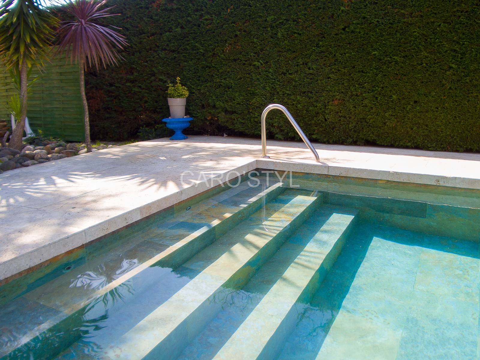 Vente carrelage pierre Bali pour piscine Var