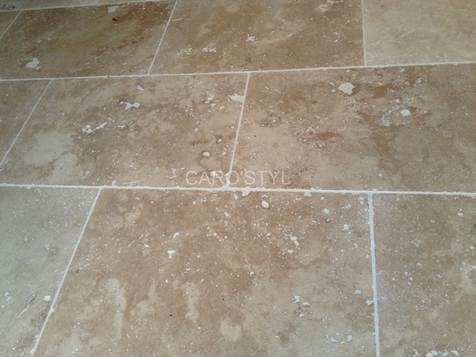 travertin mix color du beige au brun clair pour sol intérieur ou extérieur, près de nice 06 alpes maritimes