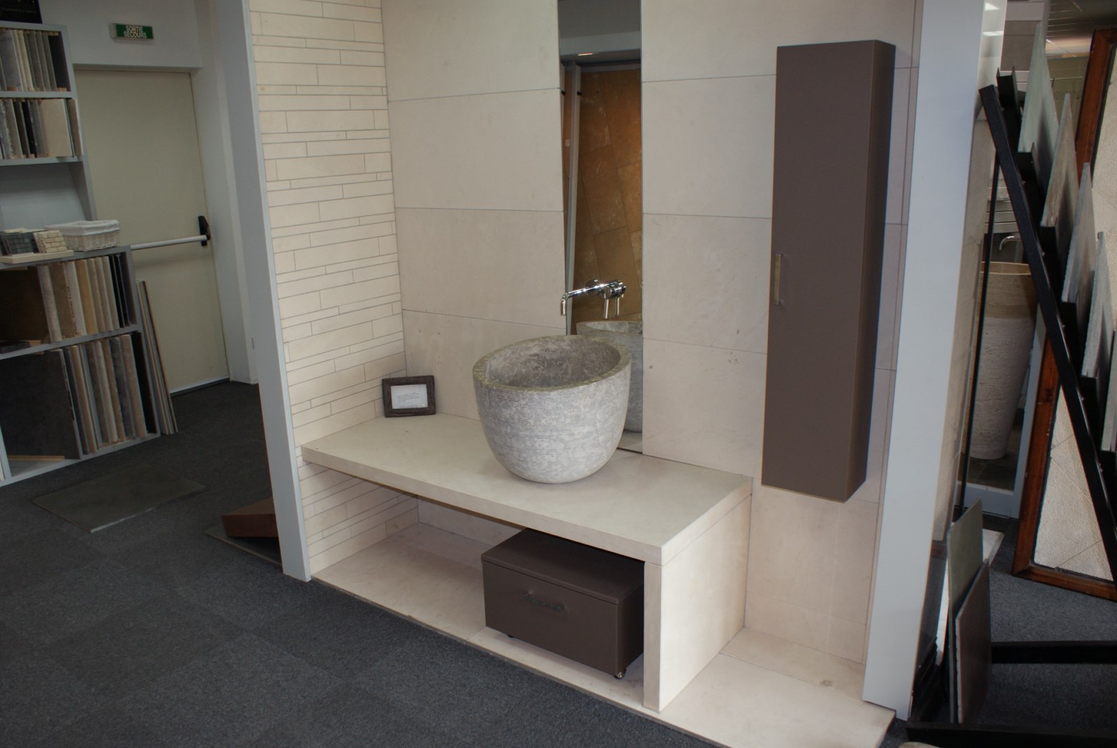 pierre de bourgogne saint-amont, près de ollioules 83190 var