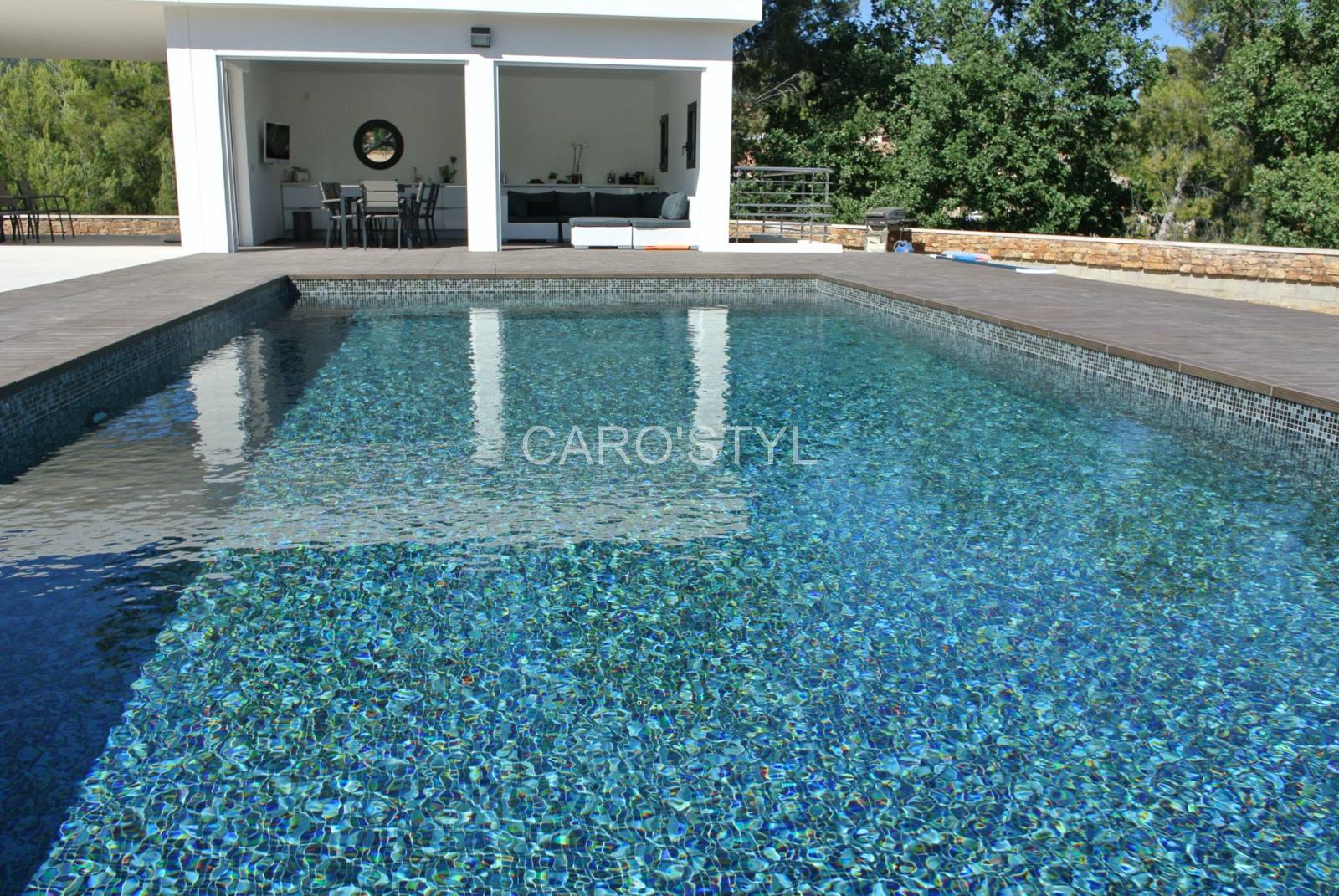 Piscine en mosaique dans le Var