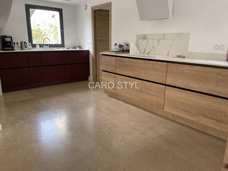 Pierre naturelle d'Egype beige pour revêtement sol ou mural à Toulon 