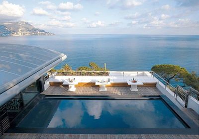 Agence du littoral spécialisée dans la location haut de gamme à Saint Jean Cap Ferrat sur la Cote d'Azur Agence du Littoral